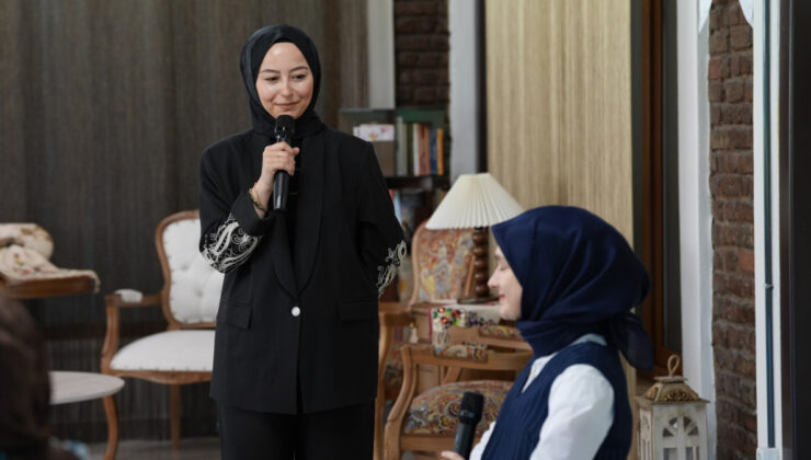 Ana Kafe’de duygusal güçlenme ve farkındalık söyleşisi