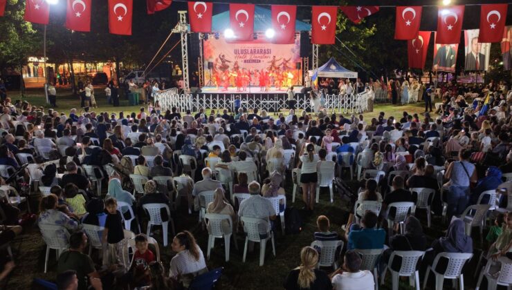 Başiskele Yaz Etkinliklerinde Kültür Rüzgârı Esti