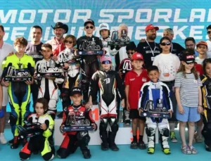 Başiskele’de Motor Sporları Rüzgarı! Zayn Sofuoğlu Pistte Fırtına Estirdi