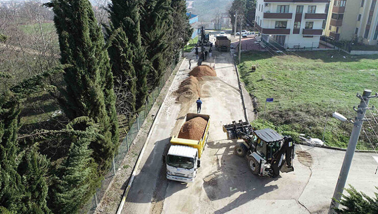 Başiskele Selahattin Eyyubi Caddesi’nde Şerit Genişletme Mesaisi
