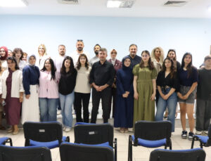 Beyaz Kalpler’de mezuniyet heyecanı