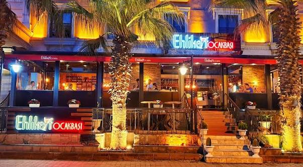 İzmit’te gece yarısı silahlı saldırı! İş yeri kurşunların hedefi oldu