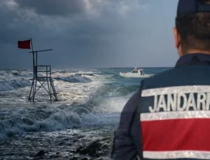 Kandıra’da Pazar Günü Tüm Sahillerde Denize Girmek Yasaklandı