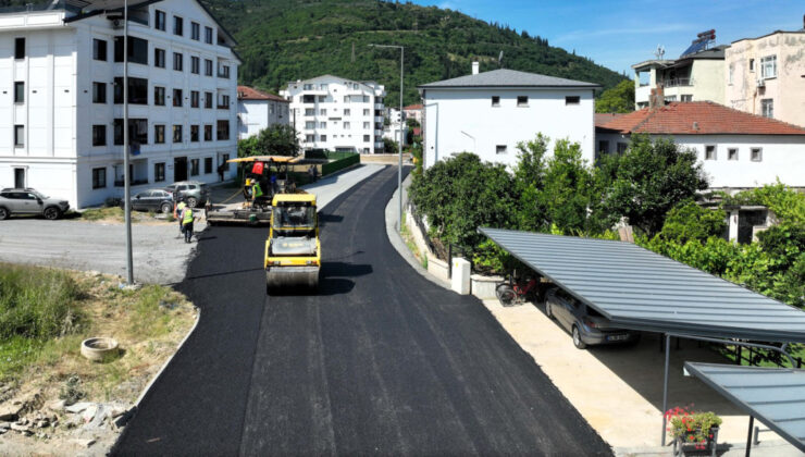 Karamürsel Caddesi baştan sona yenileniyor