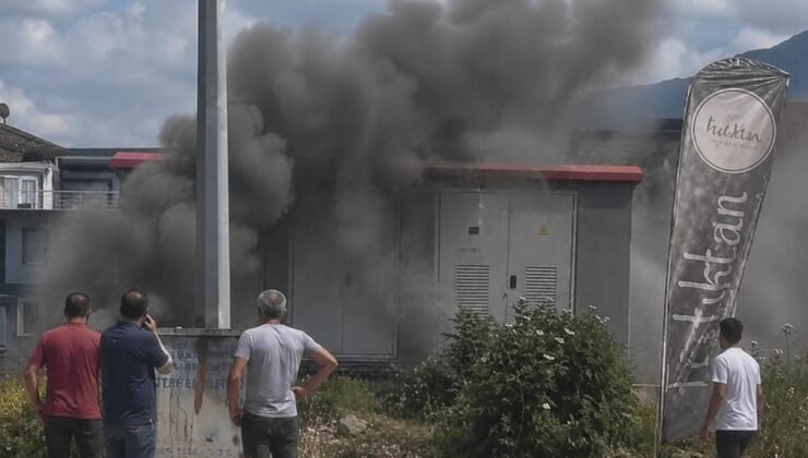 Kartepe’de Trafo Yangını! Mahalleyi Duman Kapladı