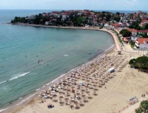 Kocaeli Valiliği’nden kritik duyuru: Kandıra’da tüm plajlara girişler yasaklandı!