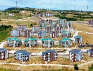 Kocaeli’de TOKİ konutları sahiplerine kavuşuyor