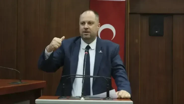 Küçükkaya’dan İzmit Belediyesi operasyonuna tepki: “Halkın iradesine saygı duyulmalı”