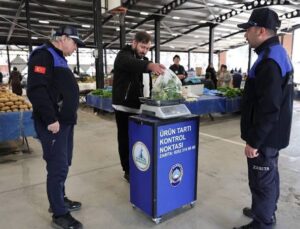 Pazarlarda Tartı ve Tezgâhlara Sıkı Denetim