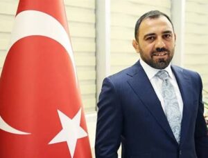 Türkiye Minikler Güreş Şampiyonası’nda Gerginlik: Tribünden Sahaya İndi