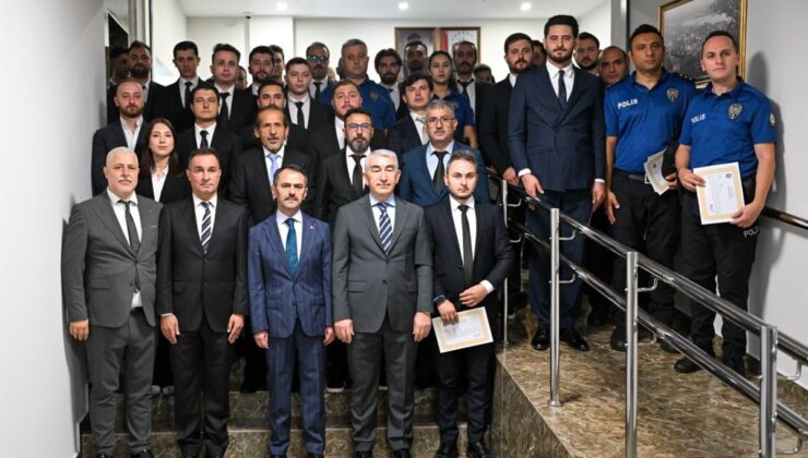 Vali Aktaş’tan Başarılı Emniyet Personeline Takdir