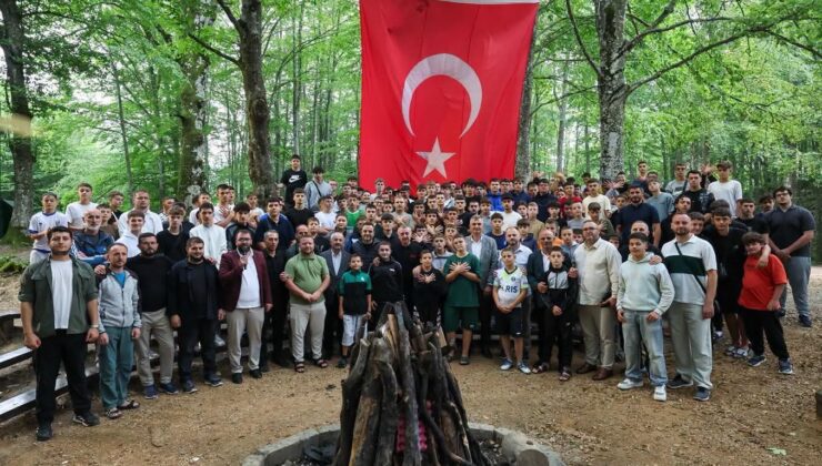 Balkanlar’dan Kocaeli’ye uzanan kardeşlik köprüsü: Gençler Diriliş Kampı’nda buluştu