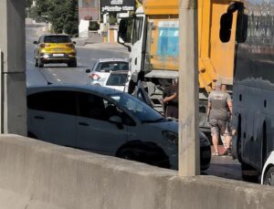 Başiskele D-130’da Trafik Kazası: Gölcük İstikametinde Yoğunluk Oluştu