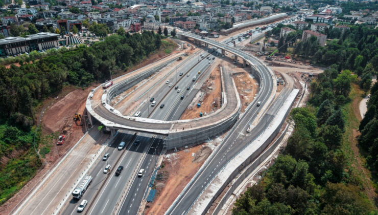 Başiskele Kavşağı’nda trafiğe 8 saatlik mola