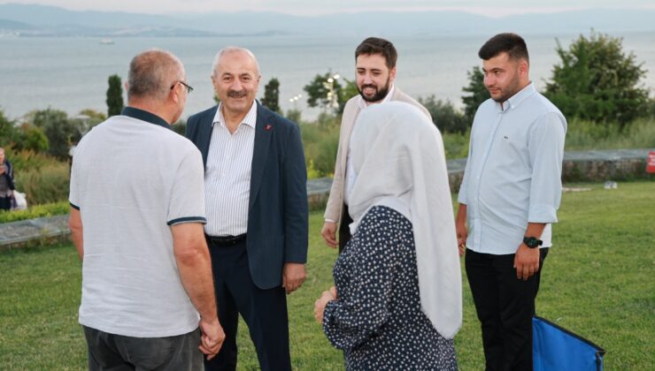 Başkan Büyükgöz, Eskihisar Millet Bahçesi’nde Vatandaşlarla Buluştu