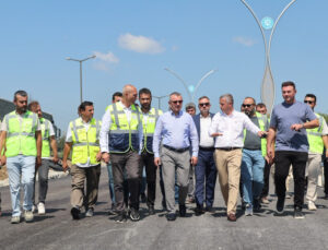 Büyükakın, İzmit’teki projeleri sahada inceledi