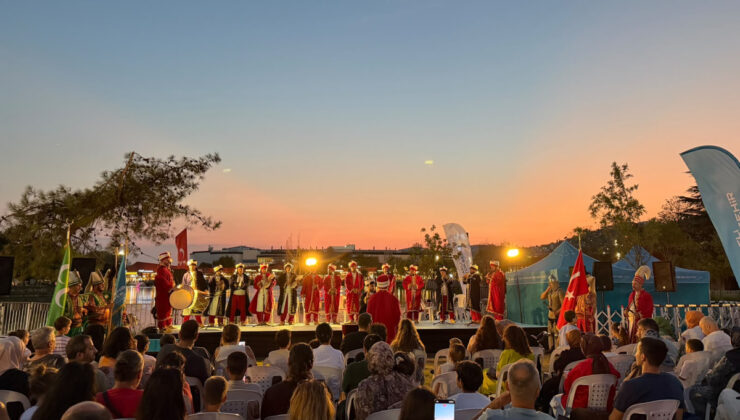 Fuar Park’ta marşlar ve şarkılar yankılandı