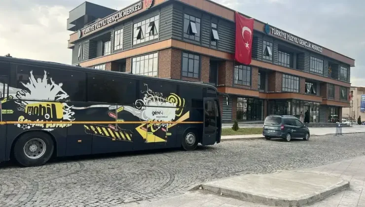 GençBÜS, YKS Tercih Döneminde Gençlerin Yanında