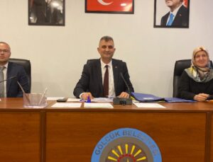 Gölcük Belediye Meclisi’nden Oy Birliği Kararı: Hizmet Filosuna Yeni İş Makinesi