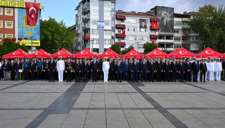 İzmit’te 30 Ağustos Zafer Bayramı’nın 104. Yılı Kutlandı