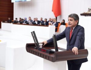 Kanko’dan ekonomi yönetimine faiz tepkisi: “Kaynaklar üretime değil, faize akıyor”