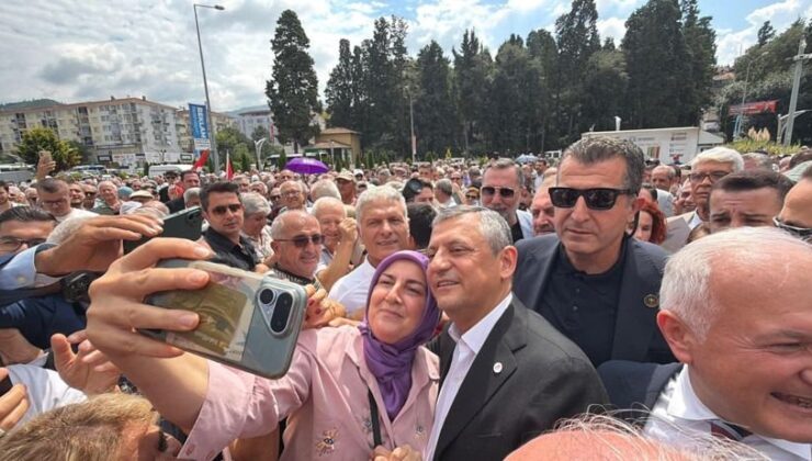 Karamürsel’de Özgür Özel Hareketliliği: Esnaf Ve Vatandaşlarla Buluştu