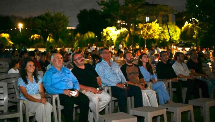 Kartepeliler Yıldızlar Altında Film İzledi