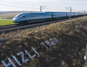 Kocaeli’de Nefes Kesen Tatbikat: 3 İlin Ekipleri Hızlı Tren Kazası Senaryosu İçin Sahaya İndi