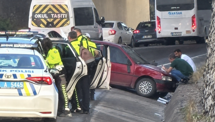 Körfez’de Yağış Kazaya Neden Oldu: Otomobil Beton Duvara Çarptı