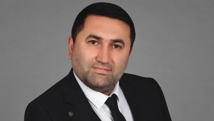 Muhtar Kavgayı Ayırmak İsterken Feci Şekilde Darp Edildi