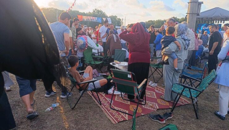 Şenlikte Fenalaşan Vatandaş Hastaneye Kaldırıldı