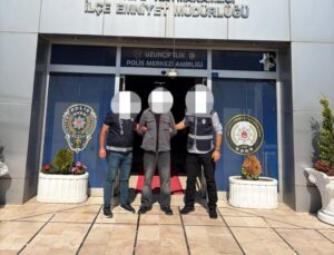 3 Yıl 9 Ay Kesinleşmiş Hapis Cezasıyla Aranıyordu! Kartepe’de Yakalandı