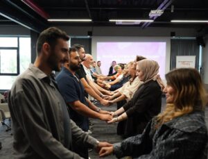 Başiskele’de Aile Okulu, Güçlü Yarınlara Kapı Aralıyor