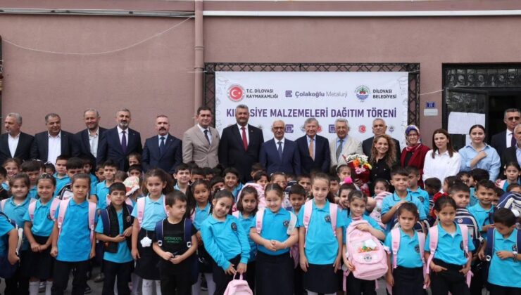 Dilovası’nda Minik Öğrencilere Kırtasiye Desteği