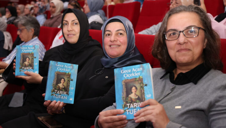 Edebiyat tutkunları “Gece Açan Çiçekler” için buluştu