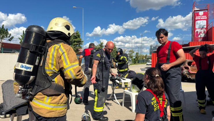 Fransız itfaiyeciler Kocaeli’de eğitim aldı
