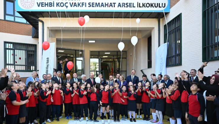 Gölcük’te Semahat Arsel’in adını taşıyan yeni okul eğitim hayatına başladı