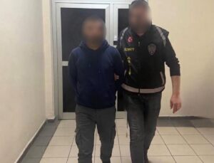 İzmit’te Aranan Dolandırıcı Polisten Kaçamadı!