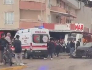 Kartepe’de toplu taşıma aracı ile otomobil çarpıştı!