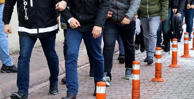 Kocaeli dahil 11 ilde dolandırıcılık operasyonu: 23 şüpheli gözaltında