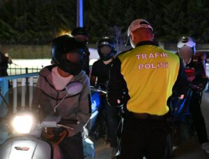 Kocaeli’de gece denetimi: Yüzlerce kişi ve araç tek tek sorgulandı!