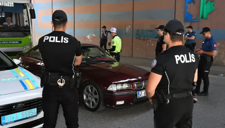Kocaeli’de geniş kapsamlı emniyet operasyonu: 50 şüpheli tutuklandı