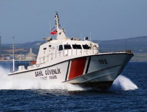 Kocaeli’den kalkan gemi Silivri açıklarında başka gemiyle çarpıştı