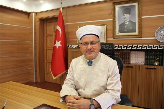 Kocaeli’nin yeni müftüsü Hüseyin Demirtaş, Bolu’ya veda etti
