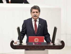 Mühip Kanko: “Bakan Tekin artık sorumluluk almalı”