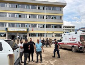 Osmaniye’de okul bahçesinde silahlı saldırı: Öğretmen ağır yaralandı