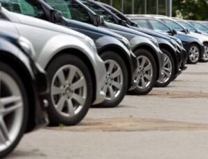 Otomotiv sektöründe 8 aylık tablo netleşti: Üretim ve ihracat adetleri geriledi