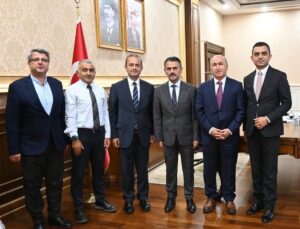 Siyasal Bilgiler Mezunlarından Vali Aktaş’a Önemli Ziyaret