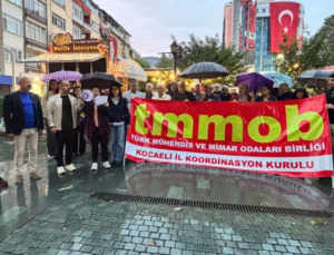 TMMOB Kocaeli’den ücretsiz okul yemeği çağrısı: Tost-ayranın haftalık maliyeti 650 TL