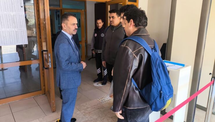 Vali Aktaş, Gazi Süleyman Paşa Öğrenci Yurdunu ziyaret etti